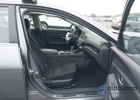 2024 Nissan Sentra Sv Xtronic Cvt z USA, uszkodzony, nr VIN 3N1AB8CV5RY338228